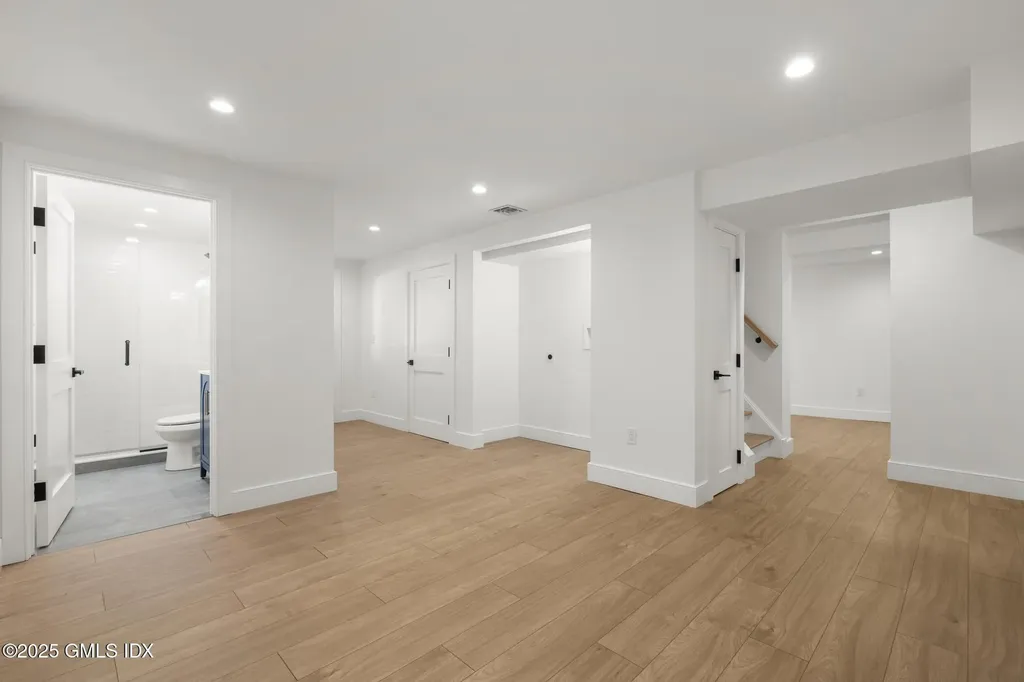 18 Sound Beach Avenue Old Greenwich CT 06870