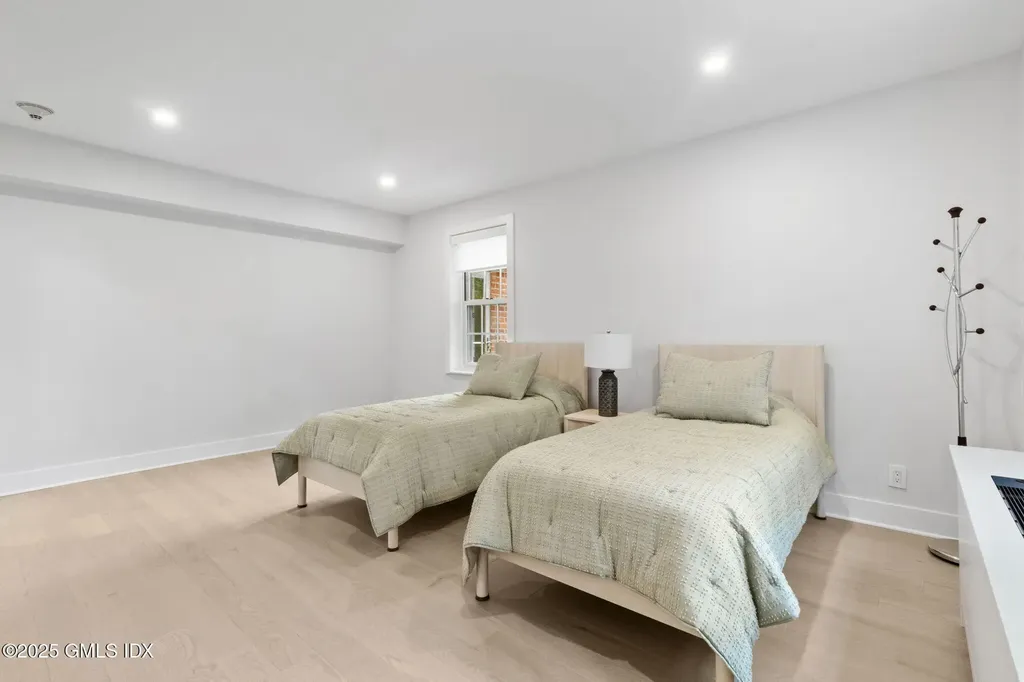 20 Church Street Greenwich CT 06830