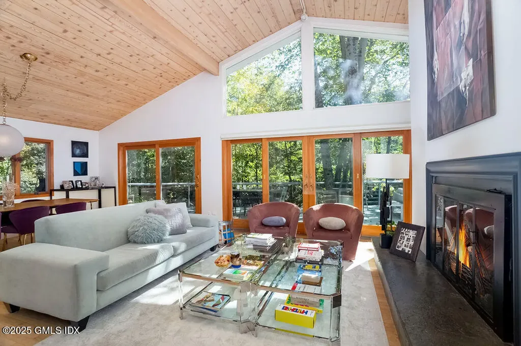 2 Horseshoe Road Cos Cob CT 06807