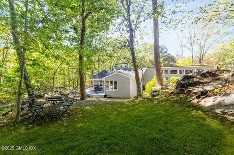 2 Horseshoe Road Cos Cob CT 06807