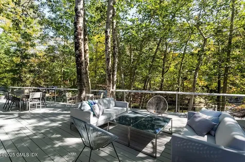 2 Horseshoe Road Cos Cob CT 06807