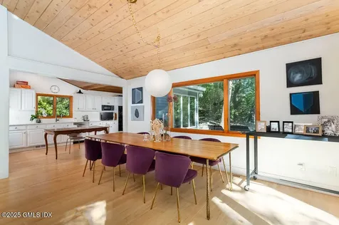 2 Horseshoe Road Cos Cob CT 06807