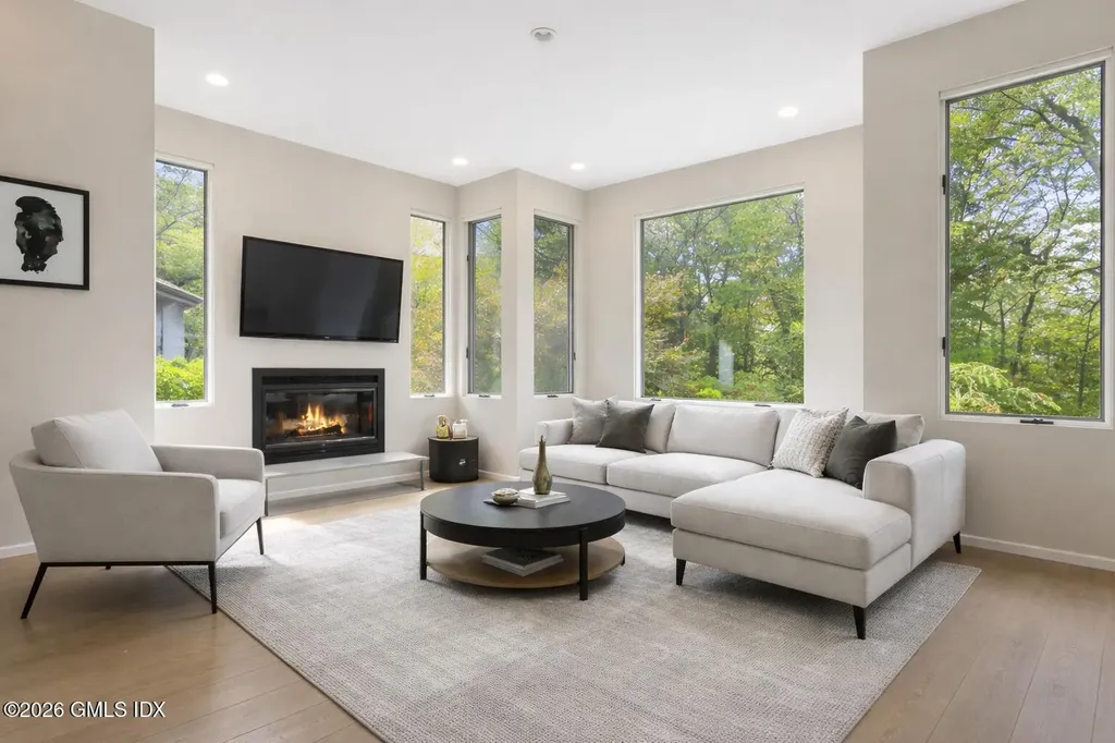 43 Sterling Road Greenwich CT 06831