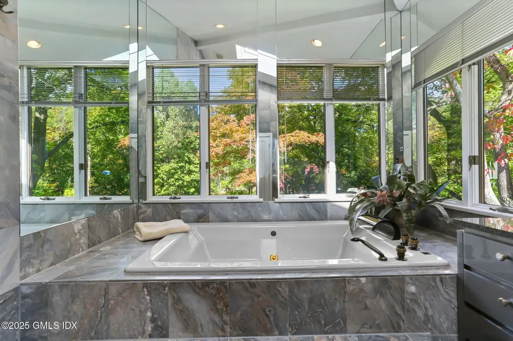 43 Sterling Road Greenwich CT 06831