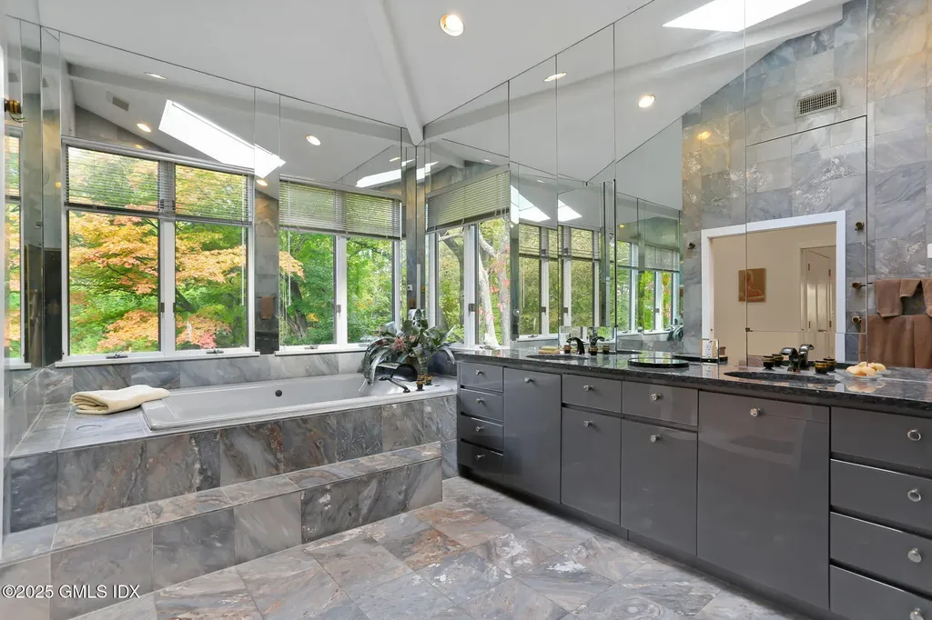 43 Sterling Road Greenwich CT 06831