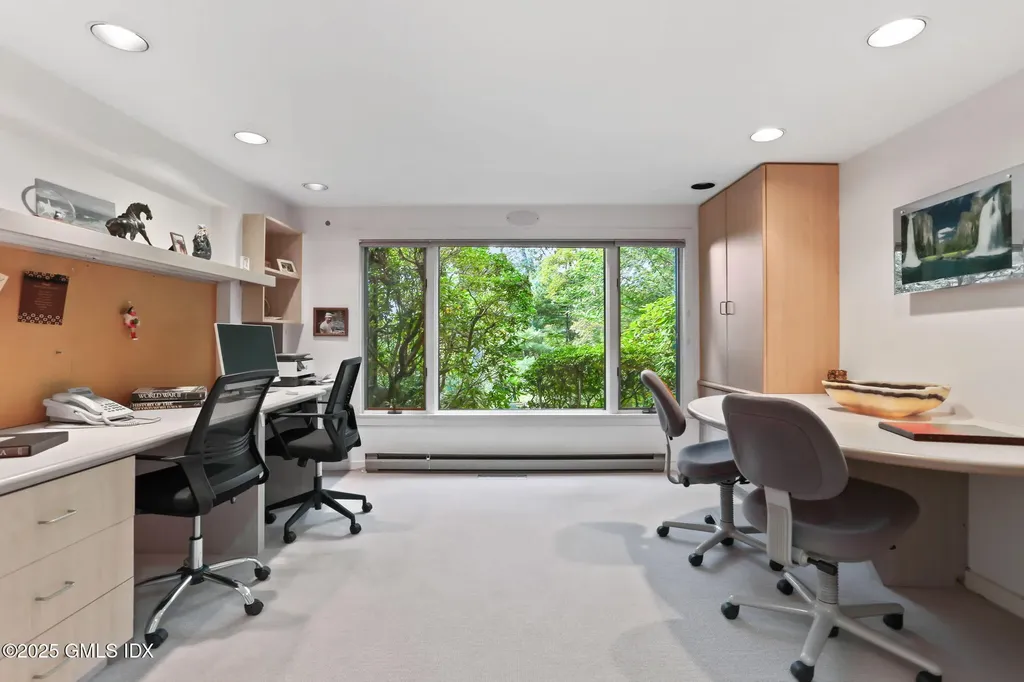 43 Sterling Road Greenwich CT 06831