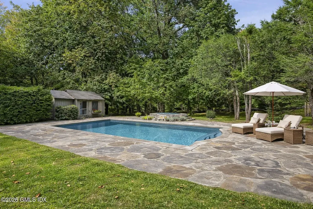 43 Sterling Road Greenwich CT 06831