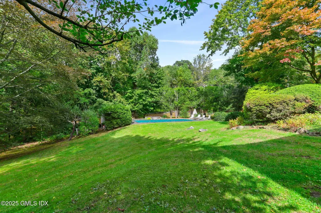 43 Sterling Road Greenwich CT 06831