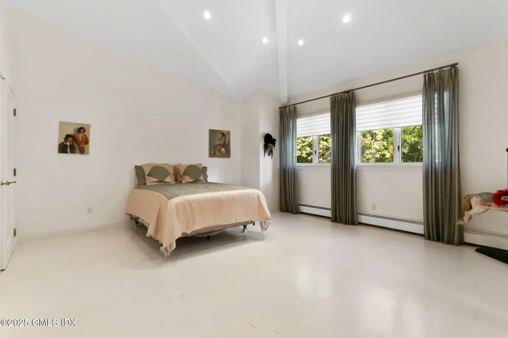 43 Sterling Road Greenwich CT 06831