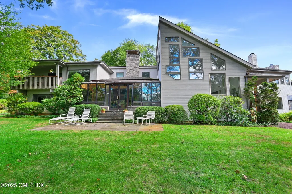 43 Sterling Road Greenwich CT 06831