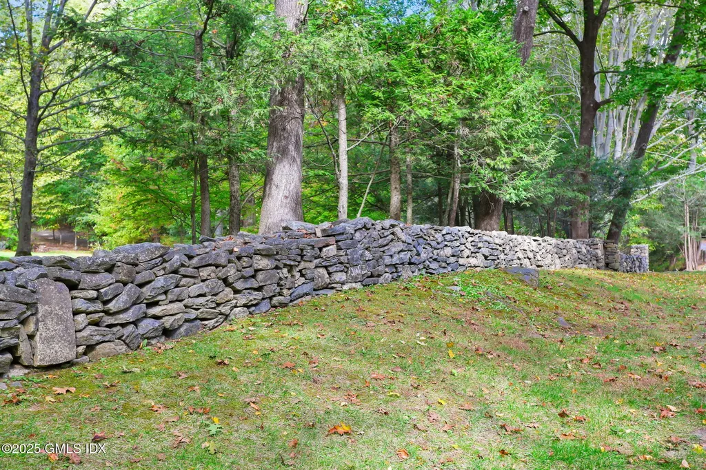 43 Sterling Road Greenwich CT 06831