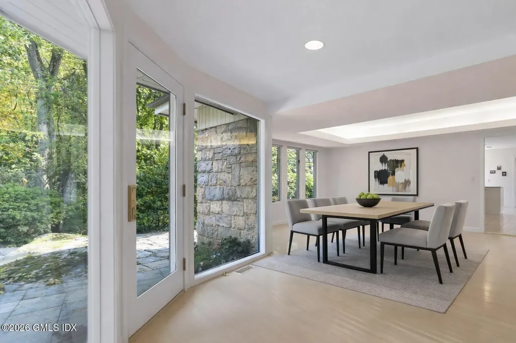 43 Sterling Road Greenwich CT 06831