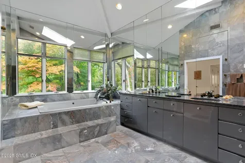 43 Sterling Road Greenwich CT 06831