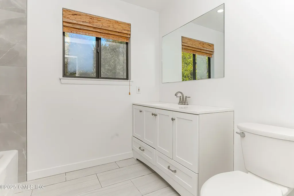 180 Riverbank Road Stamford CT 06903