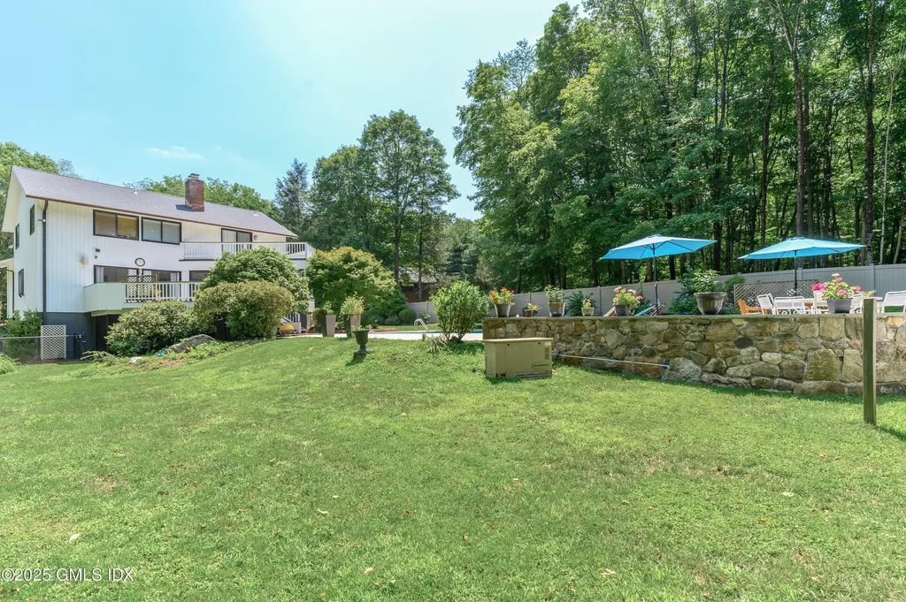 180 Riverbank Road Stamford CT 06903