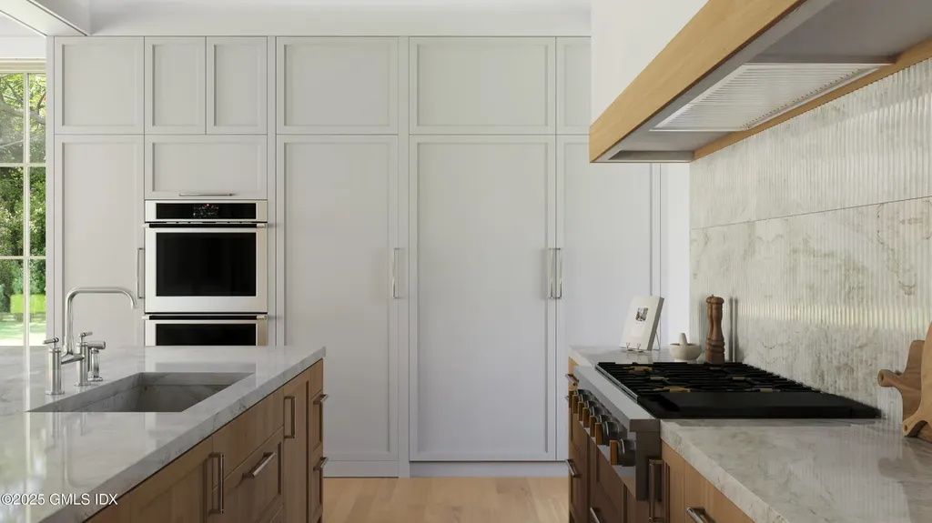 11 Field Road Riverside CT 06878