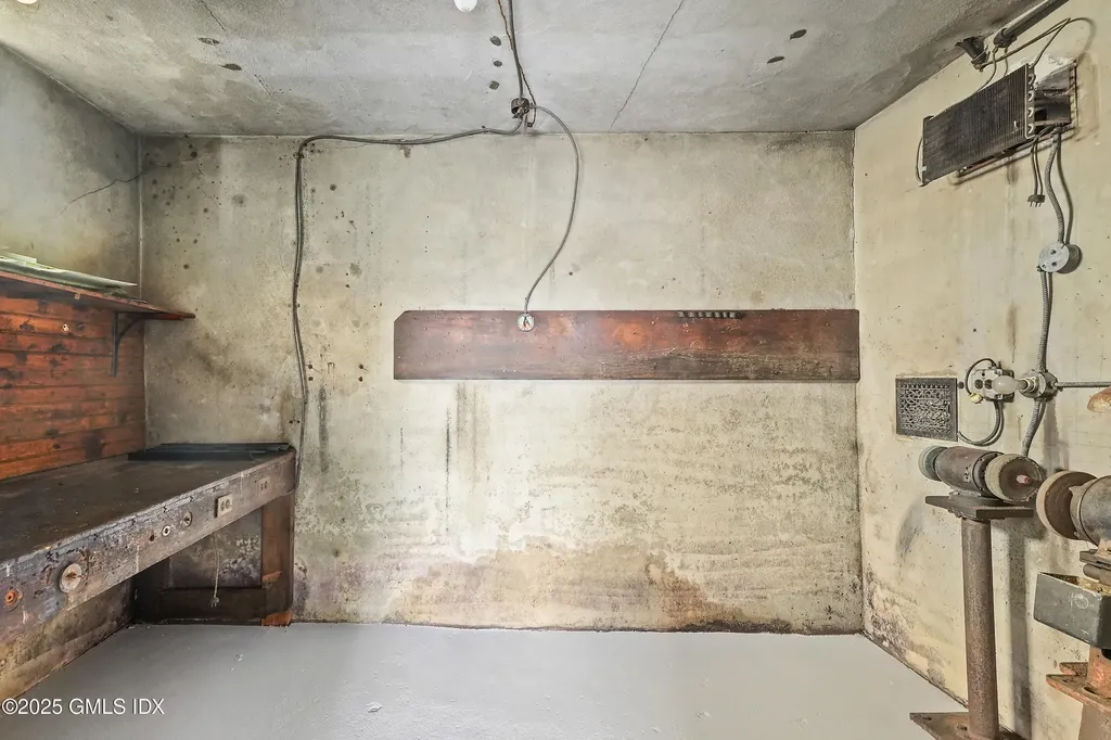 95 Byram Road Greenwich CT 06830