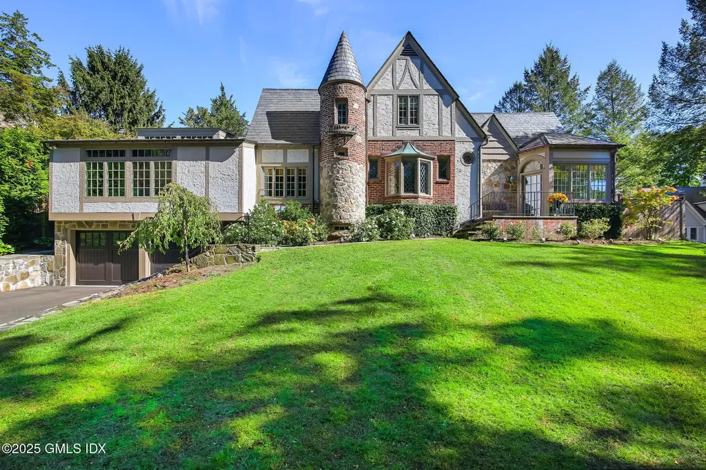 Greenwich CT, 7 Stanwich Road