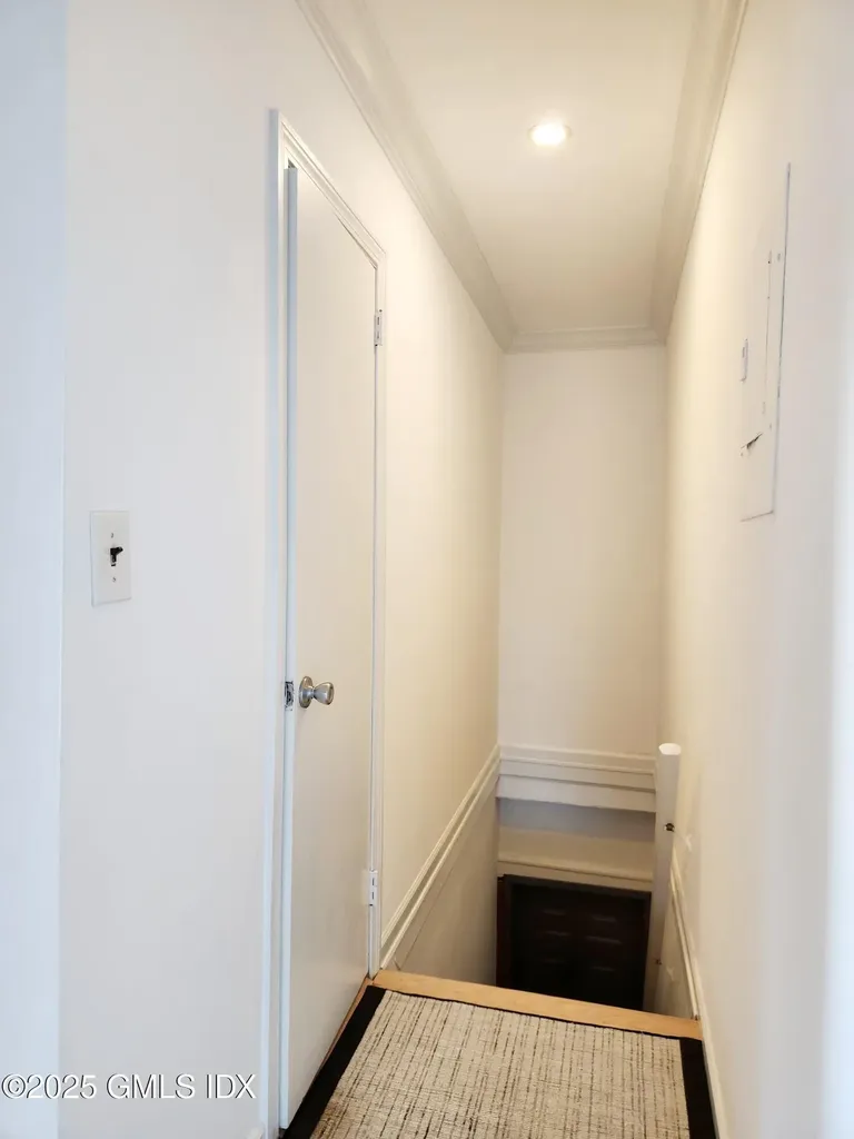 61 Aberdeen Street Stamford CT 06902