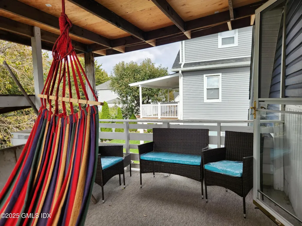 61 Aberdeen Street Stamford CT 06902