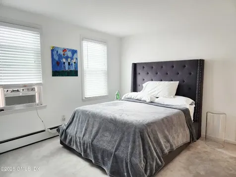 61 Aberdeen Street Stamford CT 06902