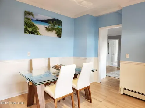 61 Aberdeen Street Stamford CT 06902