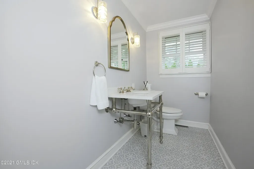 145 Shore Road Old Greenwich CT 06870