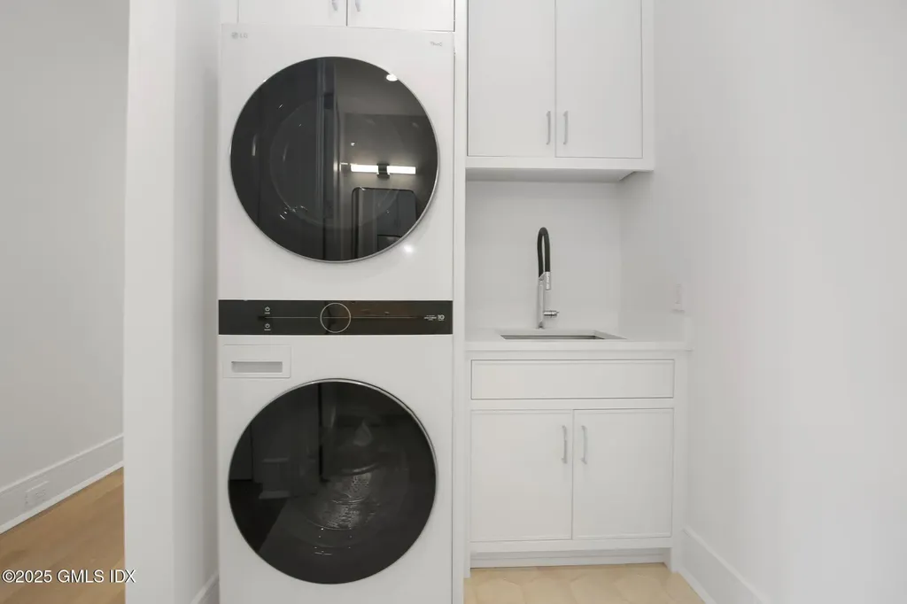 148 E Elm Street Greenwich CT 06830