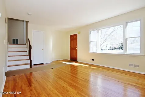 23 Amherst Road Riverside CT 06878