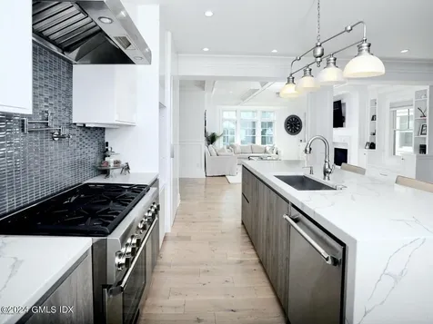 1 Home Place Greenwich CT 06830