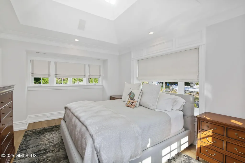 50 Sound View Drive Greenwich CT 06830