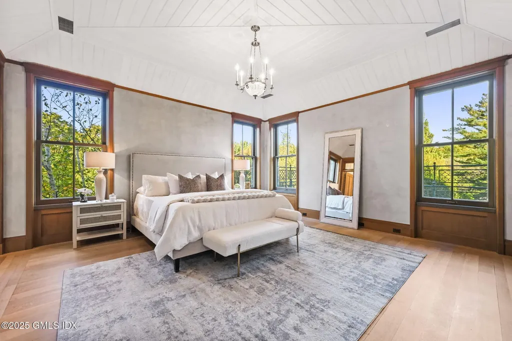 16 N Martin Dale Greenwich CT 06830