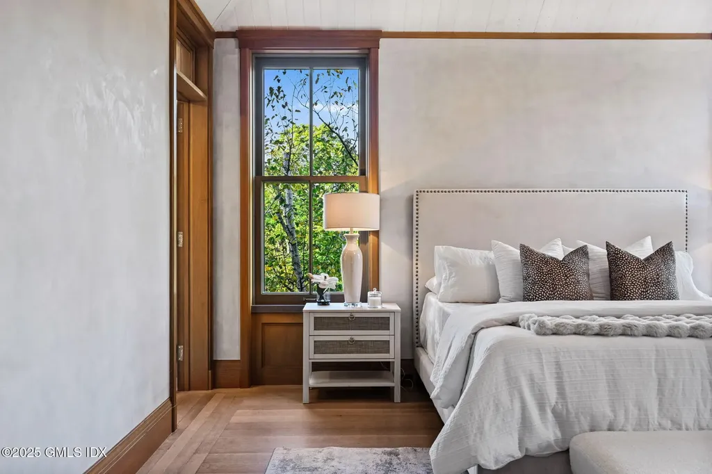 16 N Martin Dale Greenwich CT 06830