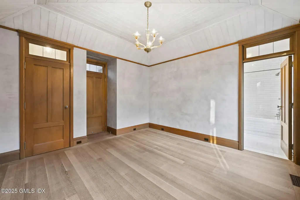 16 N Martin Dale Greenwich CT 06830