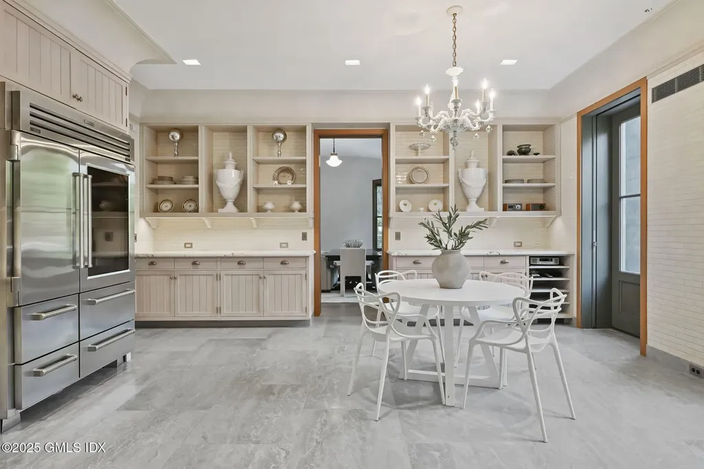 16 Martin Dale North Greenwich CT 06830