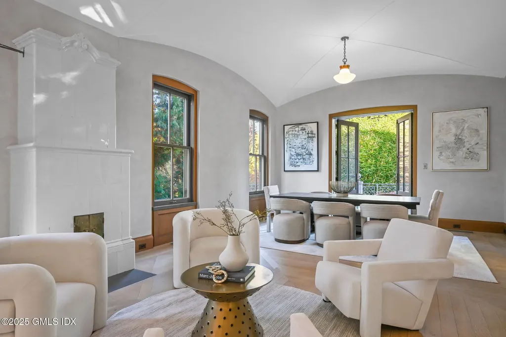 16 N Martin Dale Greenwich CT 06830