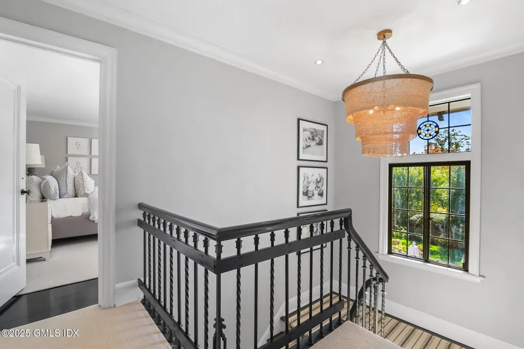 8 Quintard Avenue Old Greenwich CT 06870