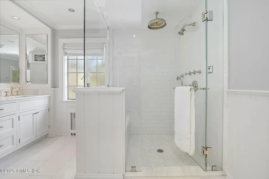 8 Quintard Avenue Old Greenwich CT 06870