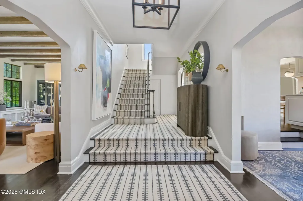 8 Quintard Avenue Old Greenwich CT 06870