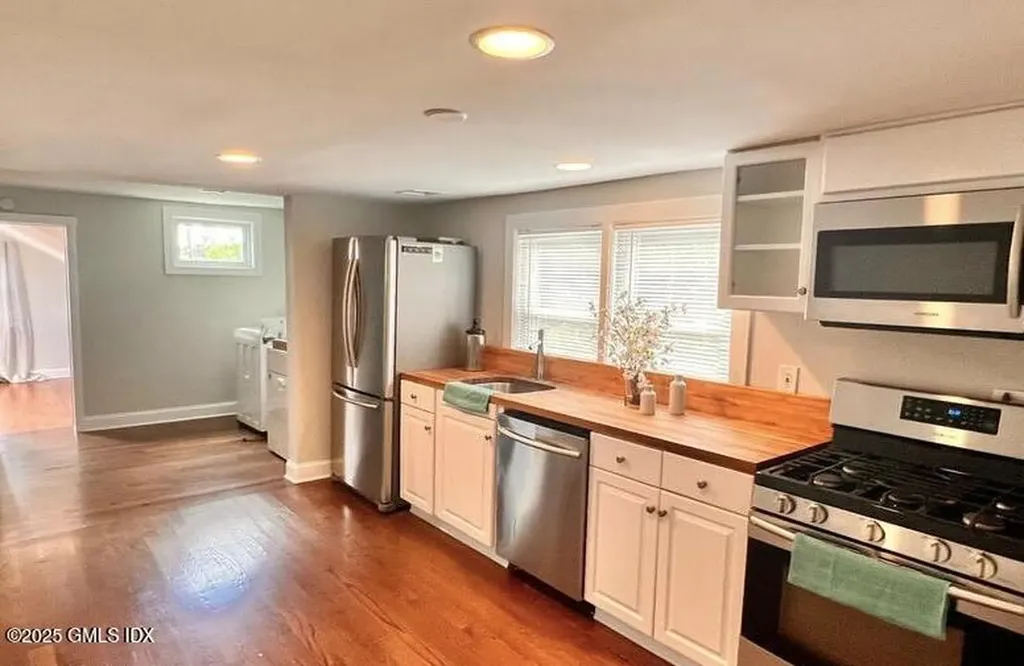 67 Cos Cob Avenue Cos Cob CT 06807