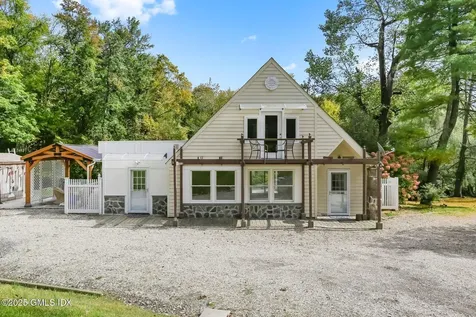 527 Stanwich Road Greenwich CT 06831