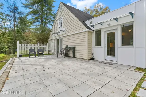 527 Stanwich Road Greenwich CT 06831