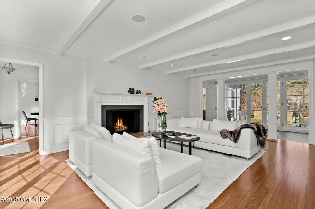 177 Indian Head Road Riverside CT 06878