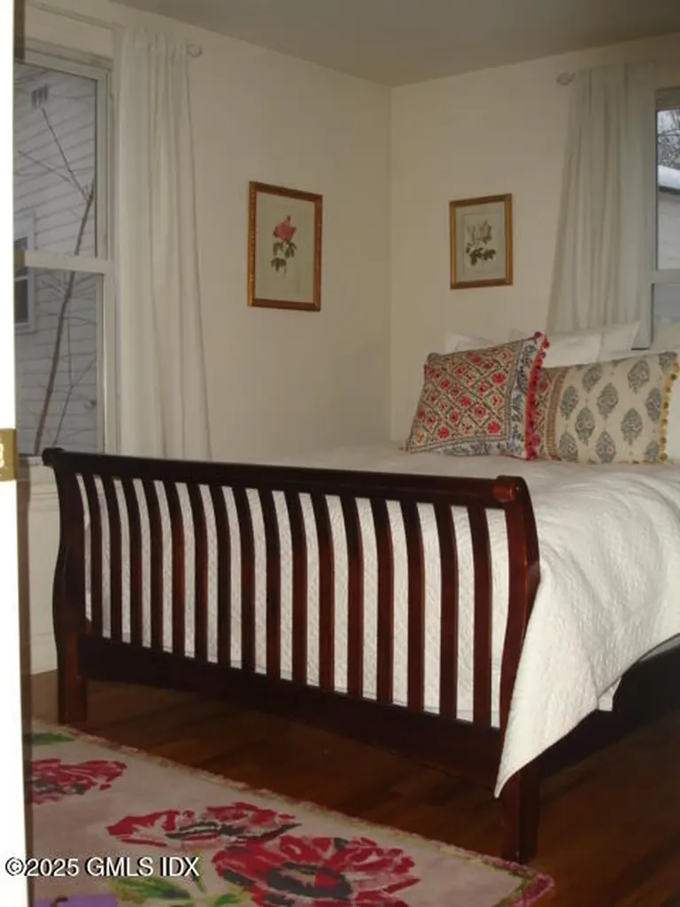 174 Davis Avenue Greenwich CT 06830