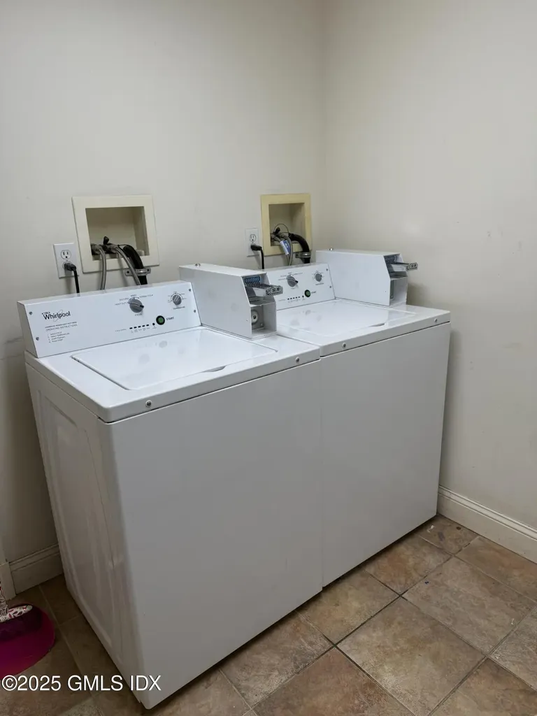 174 Davis Avenue Greenwich CT 06830