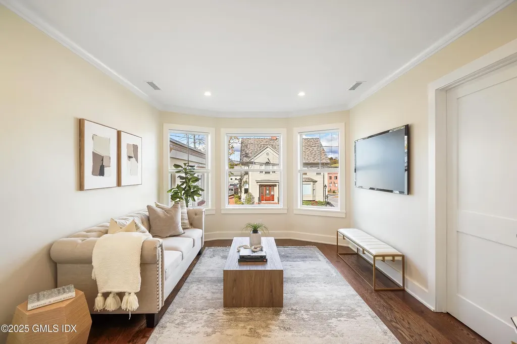 31 East Avenue New Canaan CT 06840