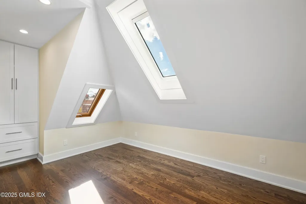 31 East Avenue New Canaan CT 06840