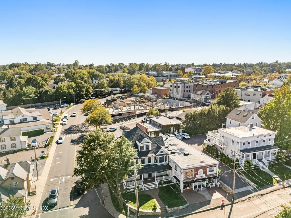 31 East Avenue New Canaan CT 06840