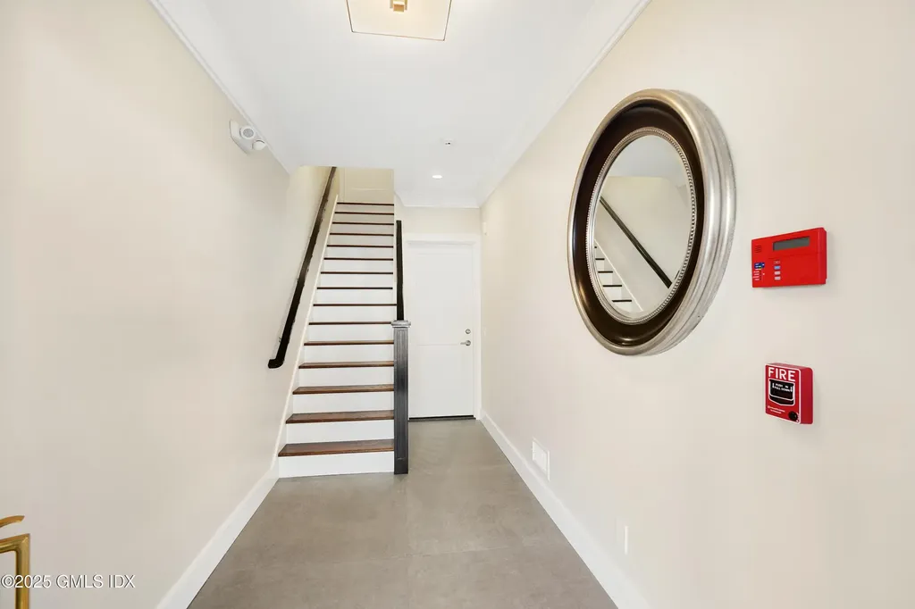 31 East Avenue New Canaan CT 06840