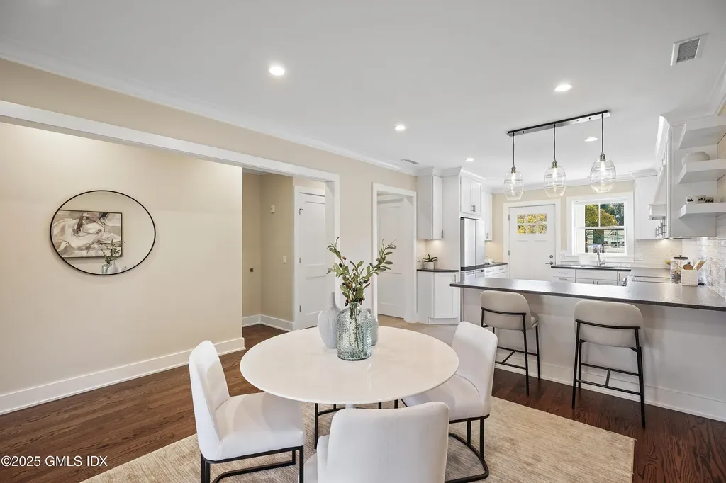 31 East Avenue New Canaan CT 06840